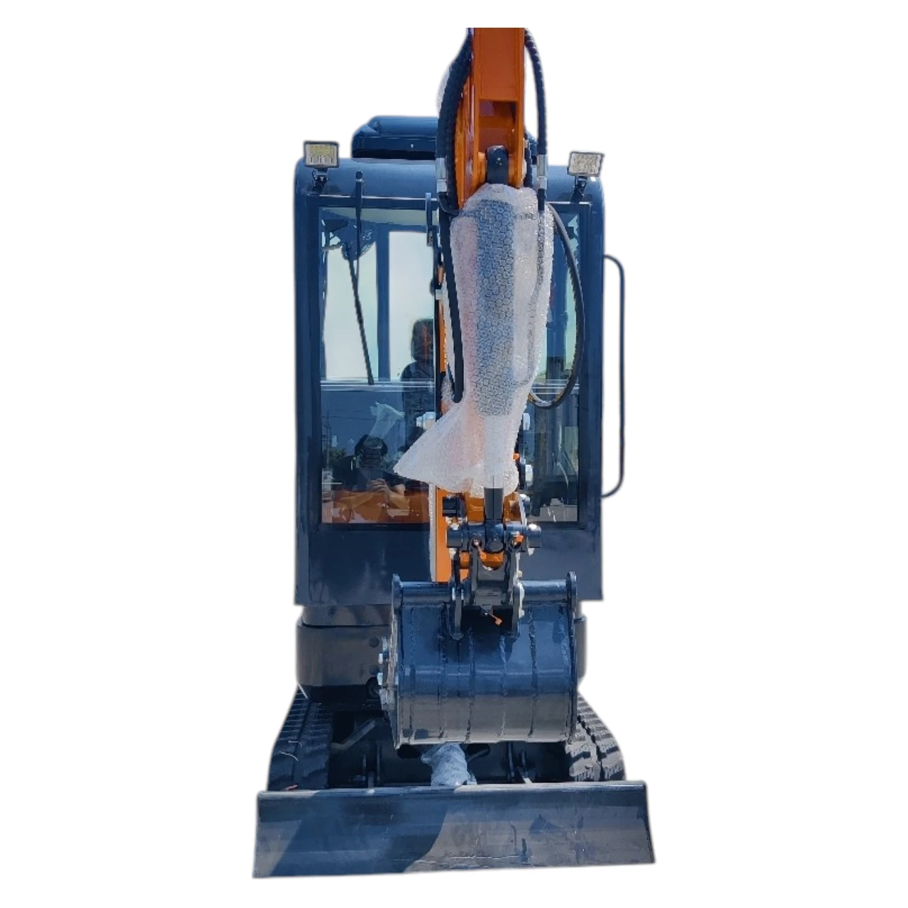 XVIII Prestige 2 Ton Mini Excavator KUBOTA Diesel Engine USA 5 XVIII Prestige 2 Ton Mini Excavator KUBOTA Diesel Engine USA - Image 5